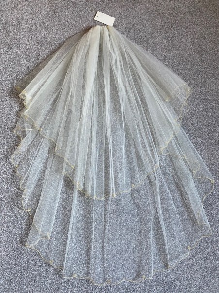 2 tier ivory veil with gold edge